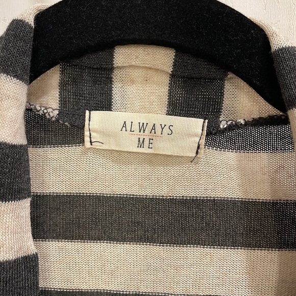 L Always Me Cardigan - Picture 2 of 4